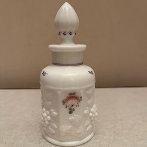 Vintage Westmoreland milk glass perfume bottle with a stopper, "Roses & Bows”
